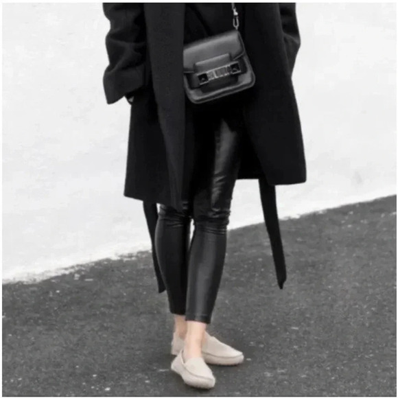 Aritzia Wilfred Free Rebelle Black Vegan Faux Leather Pants Leggings XS - Picture 4 of 14